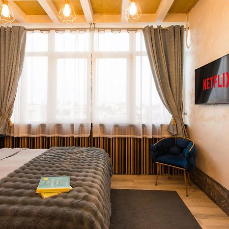 Royalty Apt With City Views On Calea Victoriei Bukareszt Zewnętrze zdjęcie